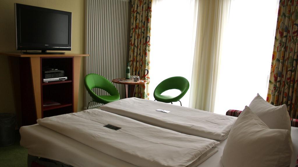 Hotel Garni Elegant Willingen  Buitenkant foto