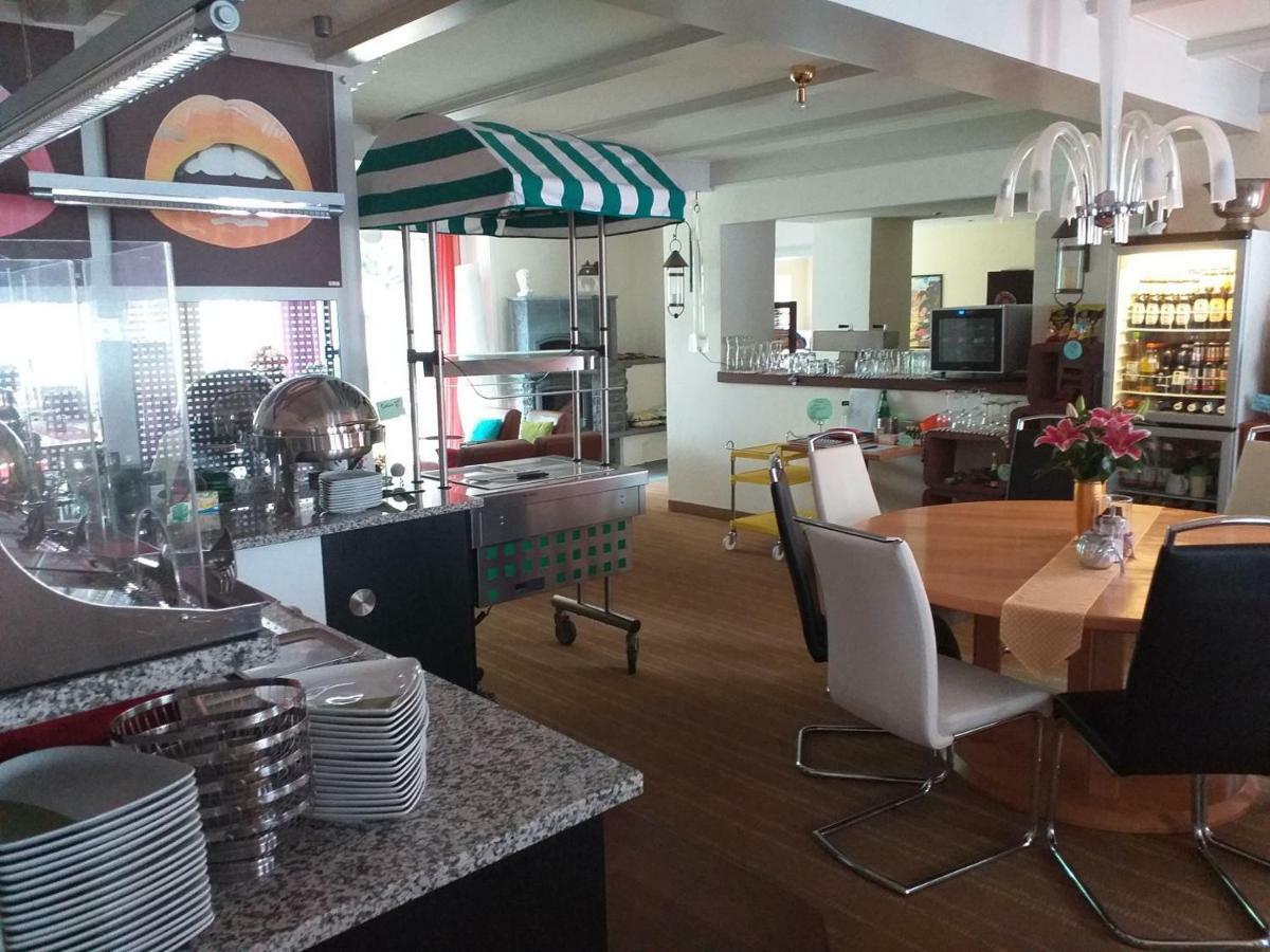 Hotel Garni Elegant Willingen  Buitenkant foto